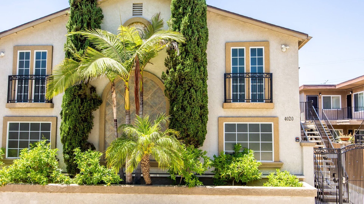 Croham Condo | Cute Condo in Gated Community
