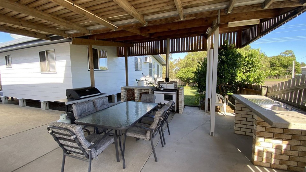 Turkey Beach House | Cute cottage, 2 minutes to the boat ramp