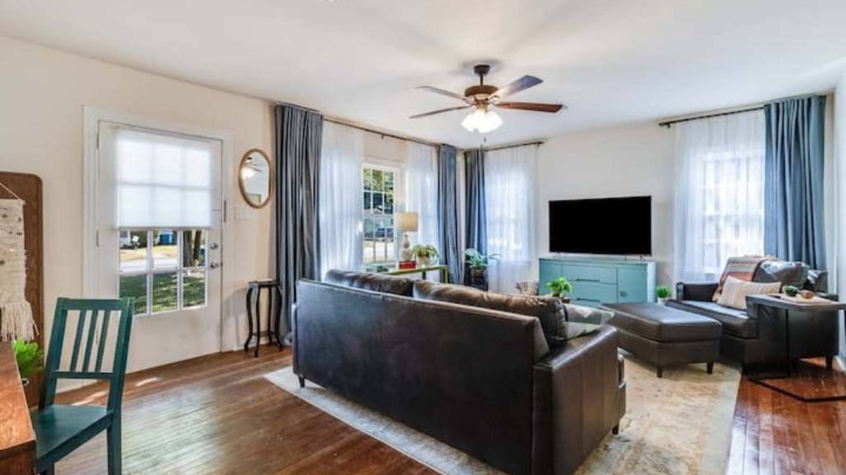 Freetown - Port Rico House | Cute Cottage near University and Downtown with Parking & Laundry