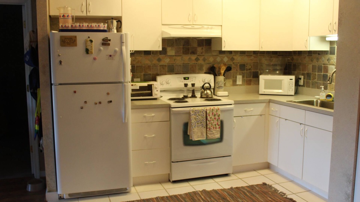 Livingston Condo | Cute cozy and spacious Lake Anna waterfront condo!