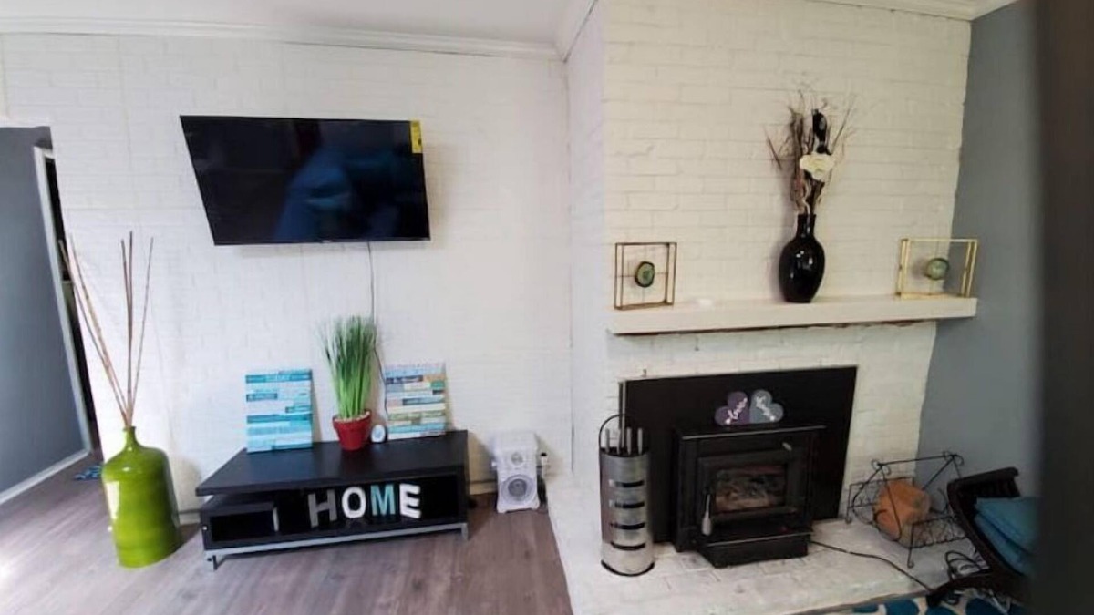 Pittsburg House | Cute & Cozy Beautiful 3 bedroom home
