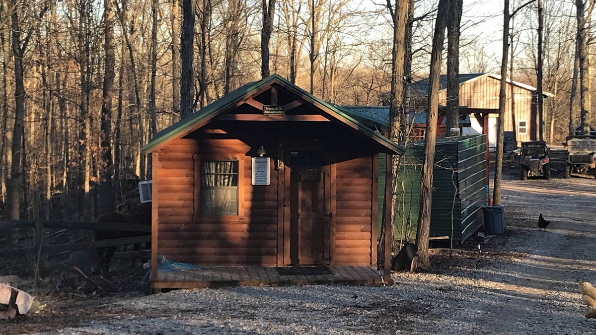 Athens Cabin | Cute cozy cabin