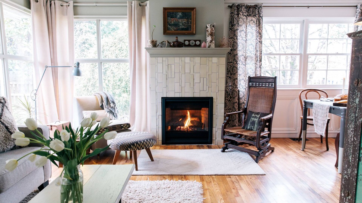 St. Johns House | Cute + Cozy Cottage in Portland!