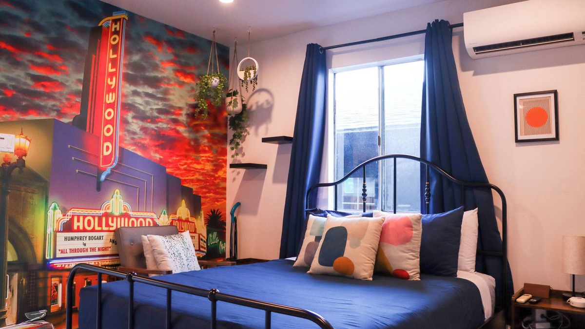 Los Angeles Apartment | Cute Hilltop Hideaway Studio in LA