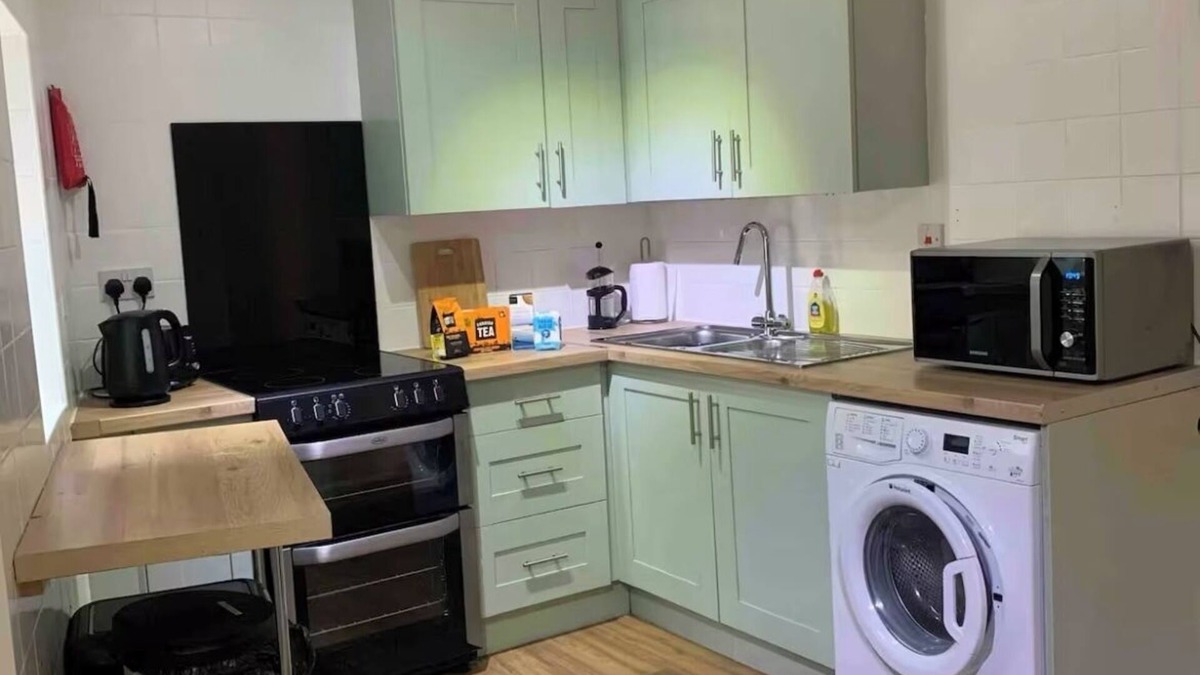 Illogan Apartment | Cute Holiday Home, 2 Bedrooms