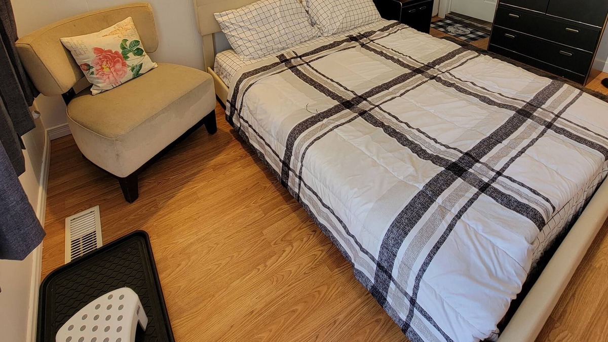 Wallaceburg House | Cute little Private place in Downtown Wallaceburg