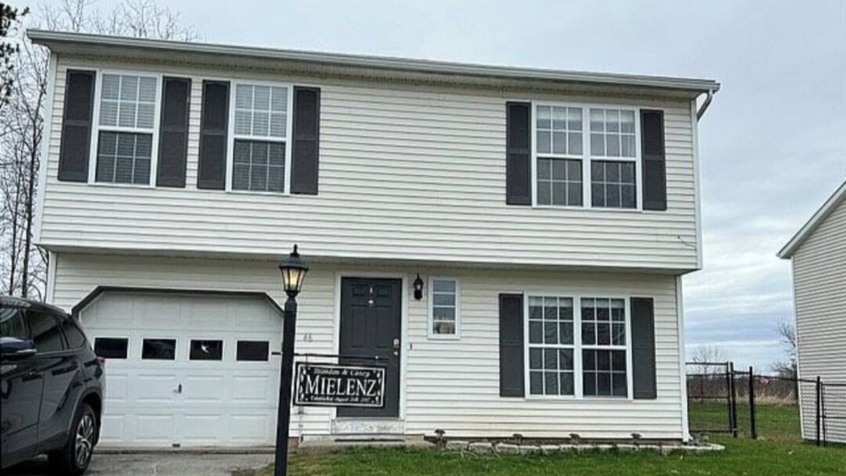 Schuylerville House | Cute Raised Ranch - 15 mins from Saratoga Track