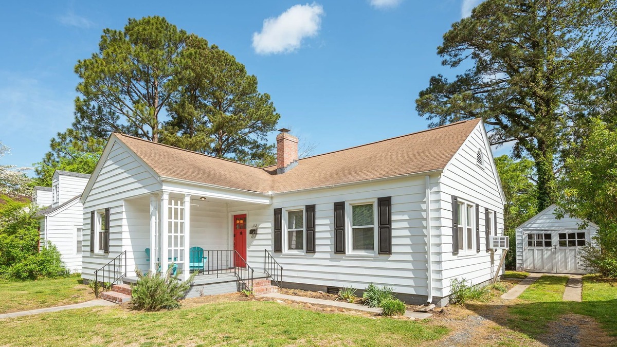 Hampton House | Cute Wythe Two Bedroom at Robinson Park