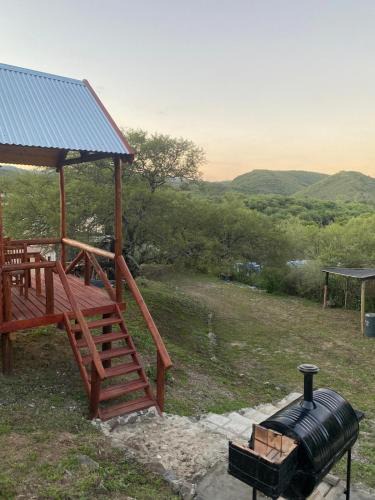 Alta Gracia Ski Chalet | CUYEN LA SERRANITA Dormi DLX Cabin para 2 Personas