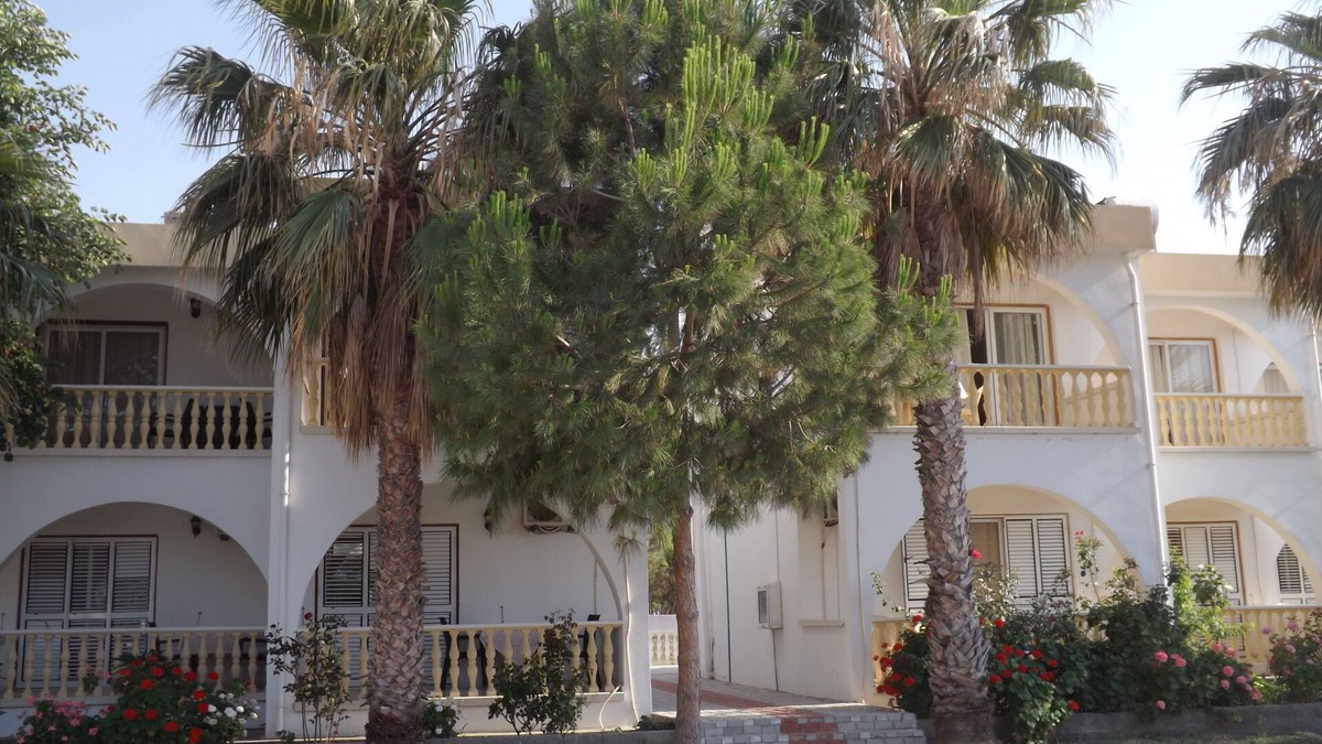 Kyrenia House | Paradise Holiday Bungalows - Best Location next to Cratos Beach Club