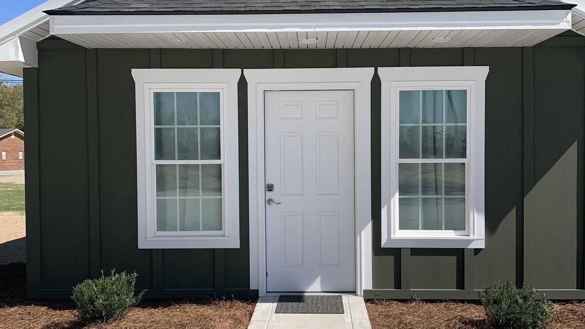 Reidsville Apartment | “Cypress” Cottage Reidsville Georgia