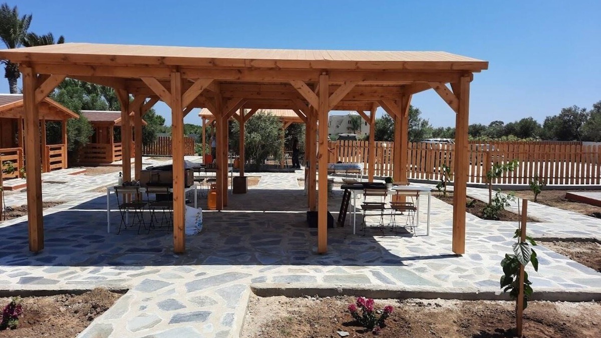 Agios Theodoros Ski Chalet | Cyprus Glamping Park