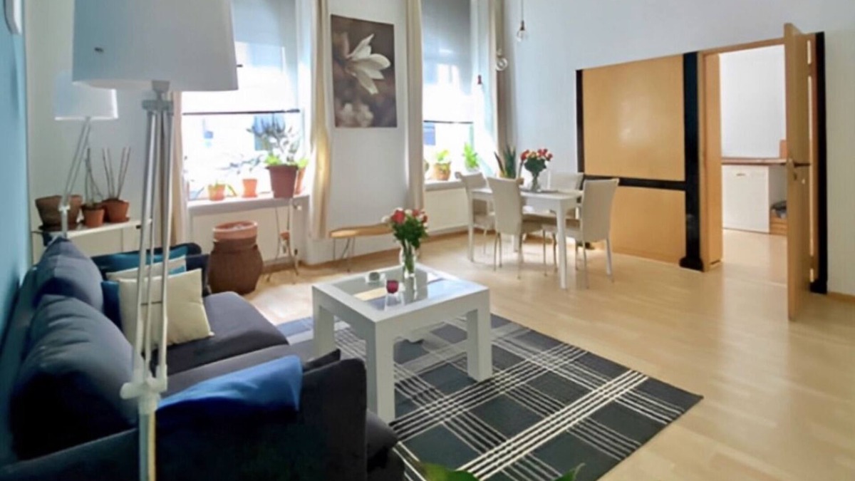 Dusseldorf Apartment | Düsseldorf City Center 2-Bedroom Apartment