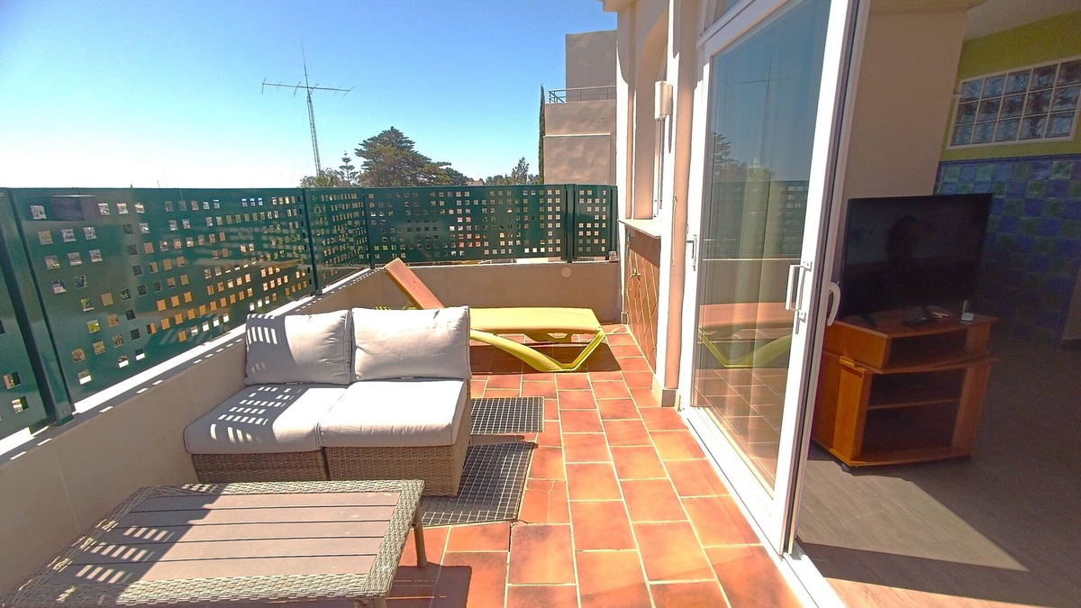 Cerrado de Calderon Apartment | D-3 Apartment with terrace and partial sea view