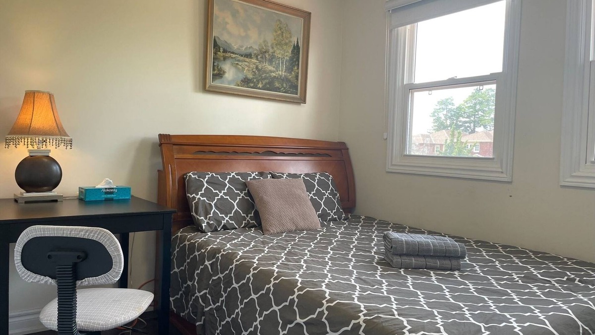 Milliken House | D 50 M To Station High-Speed Net Free Parking laundry cooking Near Pacific Mall