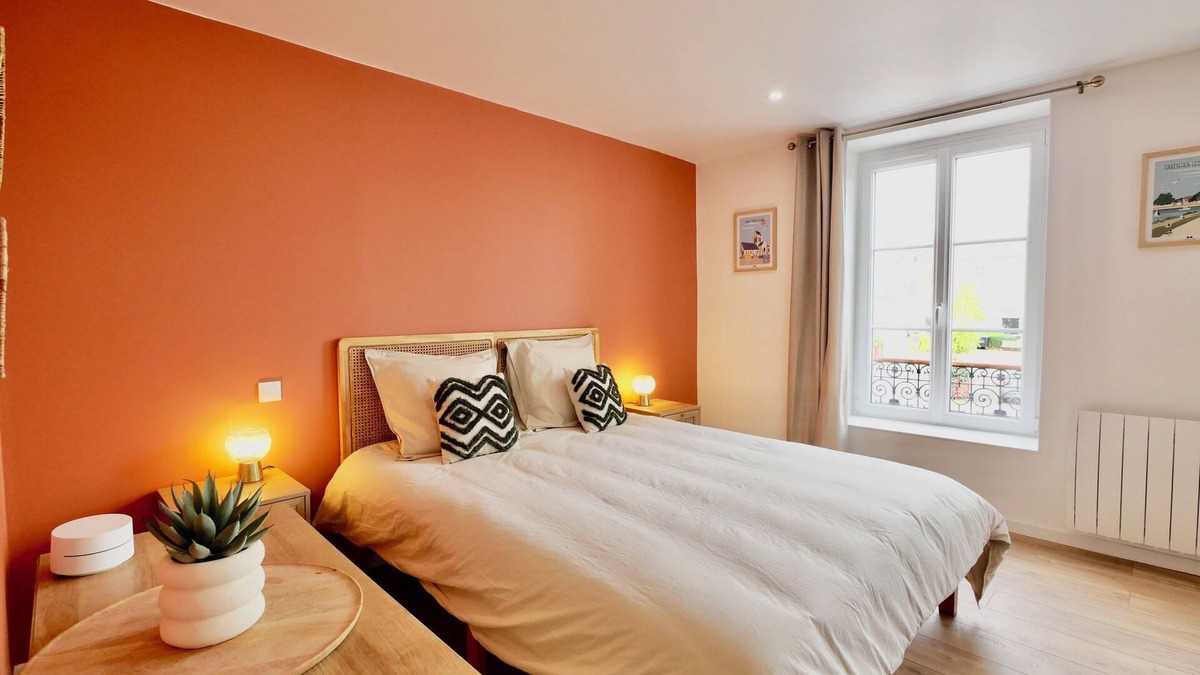 Carentan Apartment | D-DAY SUITES:Terra 25m²/City center/2min walk to train station/20min to Utah Beach
