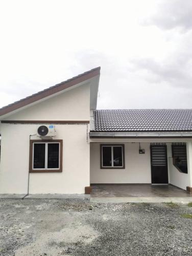 Kampung Rawa House | D'Parking Homestay Klia Sepang Budget Murah