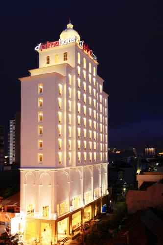 Makassar Hotel | d'primahotel Pattimura Makassar