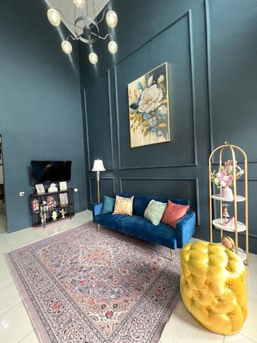 Banyuwangi House | D Three Houze Banyuwangi 3Br