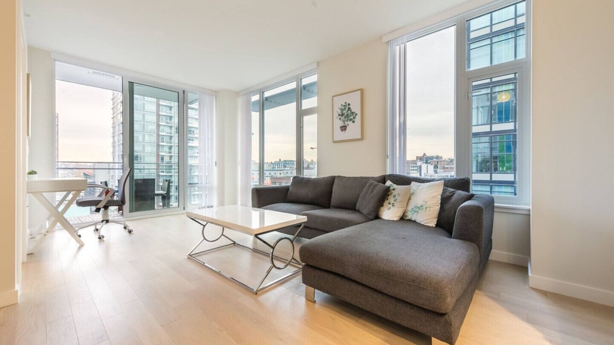 Southeast False Creek Condo | D5 - 2 bedroom in Olympic Village