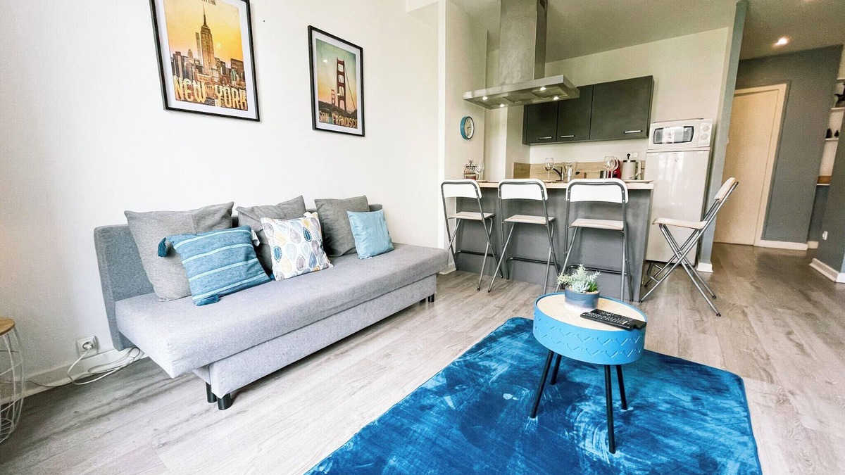 Quartier Hyper-Centre Apartment | #D5 | Blue Lagoon 🩵| T3 Sleeps 6 | Caserne de Bonne