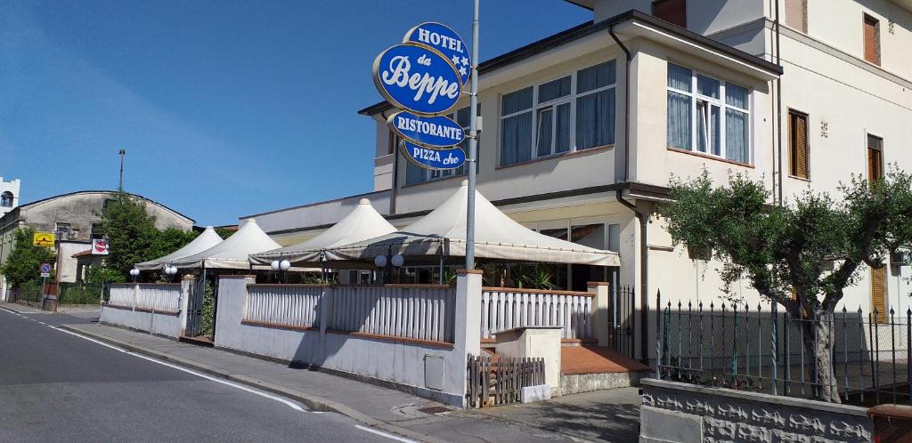 Chiesina Uzzanese Hotel | Da Beppe