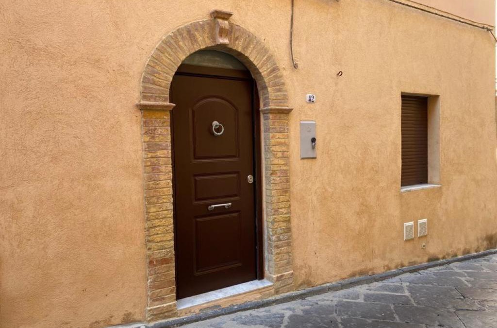 Guglionesi Apartment | Da Nord a Sud - Monolocale rustico dell'800