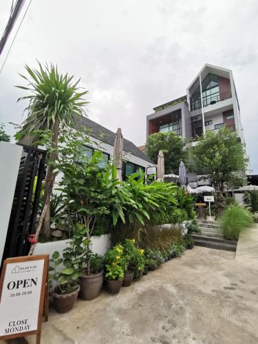 Khlong Kra Saeng Bed & Breakfast | DAAD FAH home and cafe