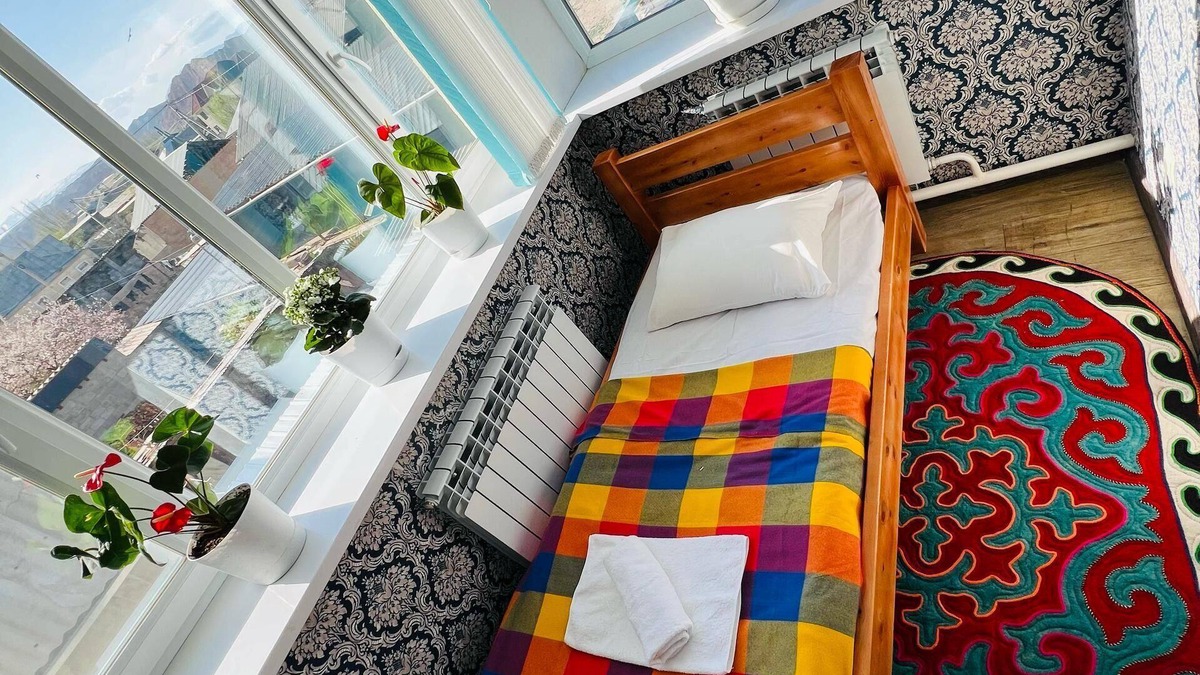 Naryn House | DADOW Guesthouse