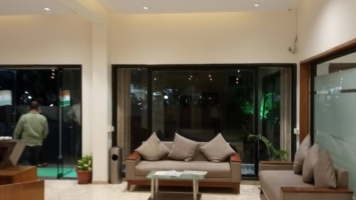 Pardi Hotel | Dadra Resort Silvassa