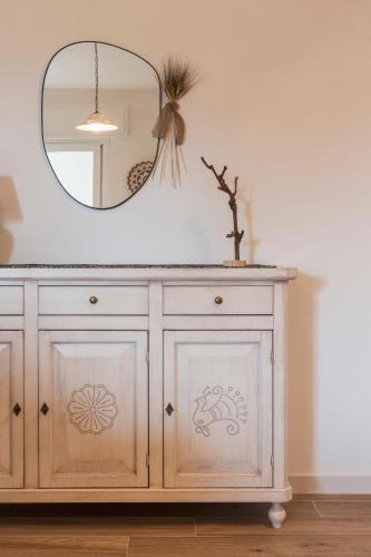 Pirri Apartment | Dae Mannài - your Wabi Sardinian Apartment by Silvia M