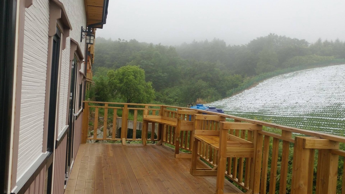 Daegwallyeong House | Daegwallyeong Solbawee Log-Housing Pension