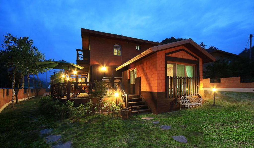 Daegwallyeong House | Daegwanryeong Rodem Tree Pension