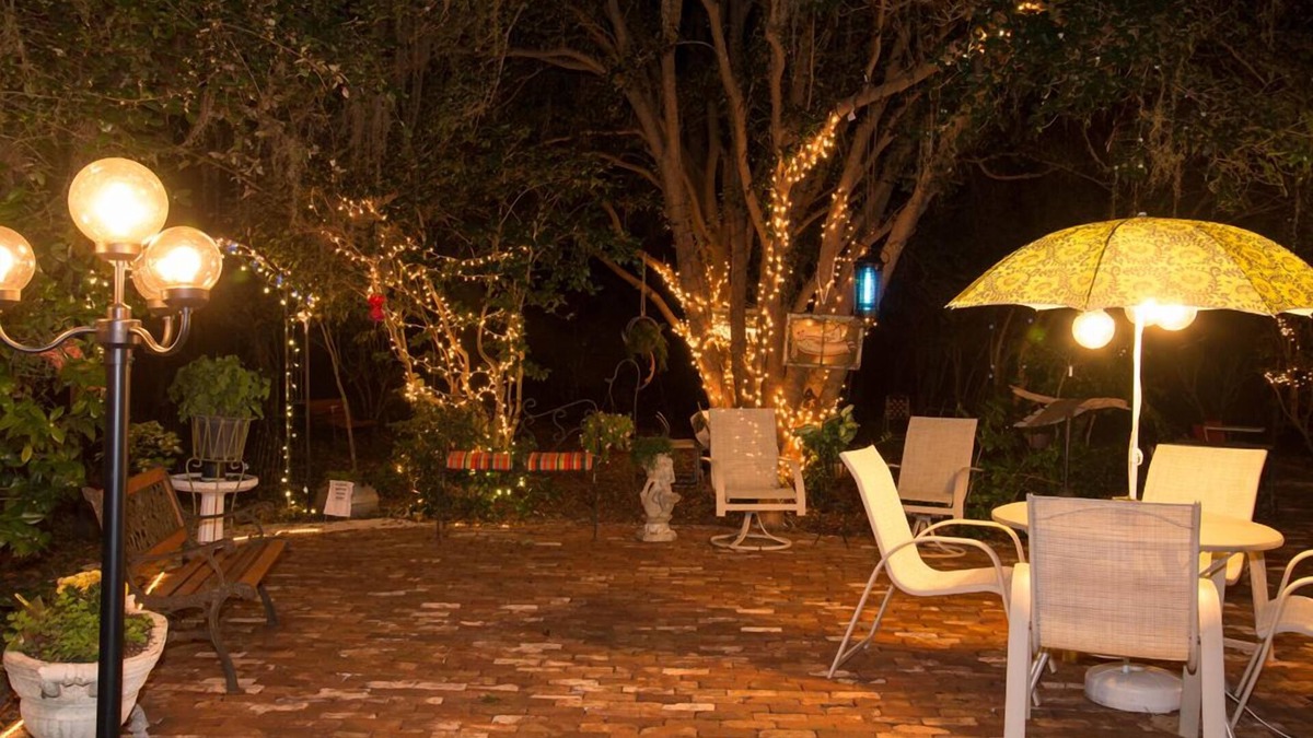Monticello Bed & Breakfast | Daffodale House B&B