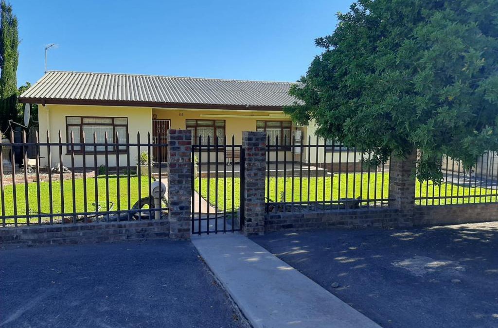 Beaufort West House | Dagbreek
