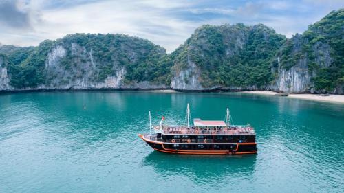 Cat Hai Boat Rental | Daiichi Boutique Cruise