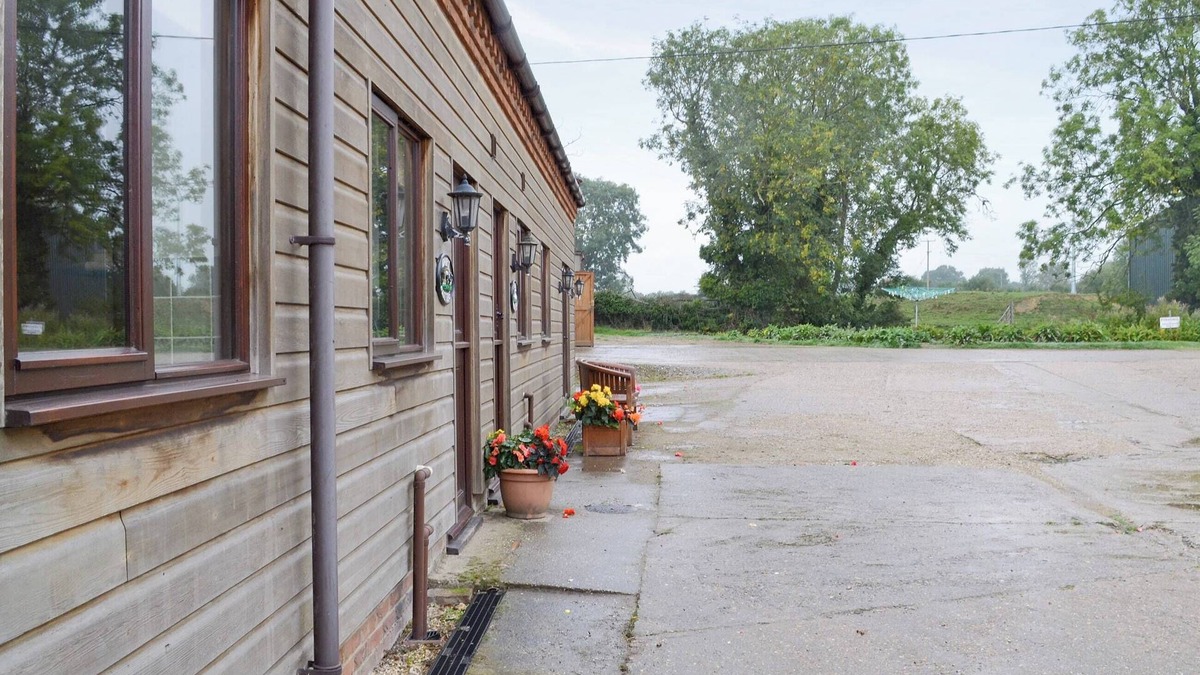 Foxley Cottage | Dairy Cottage - UKC3735