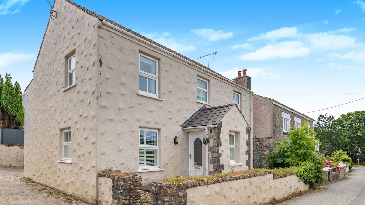 St. Florence House | Daisy Cottage - St Florence