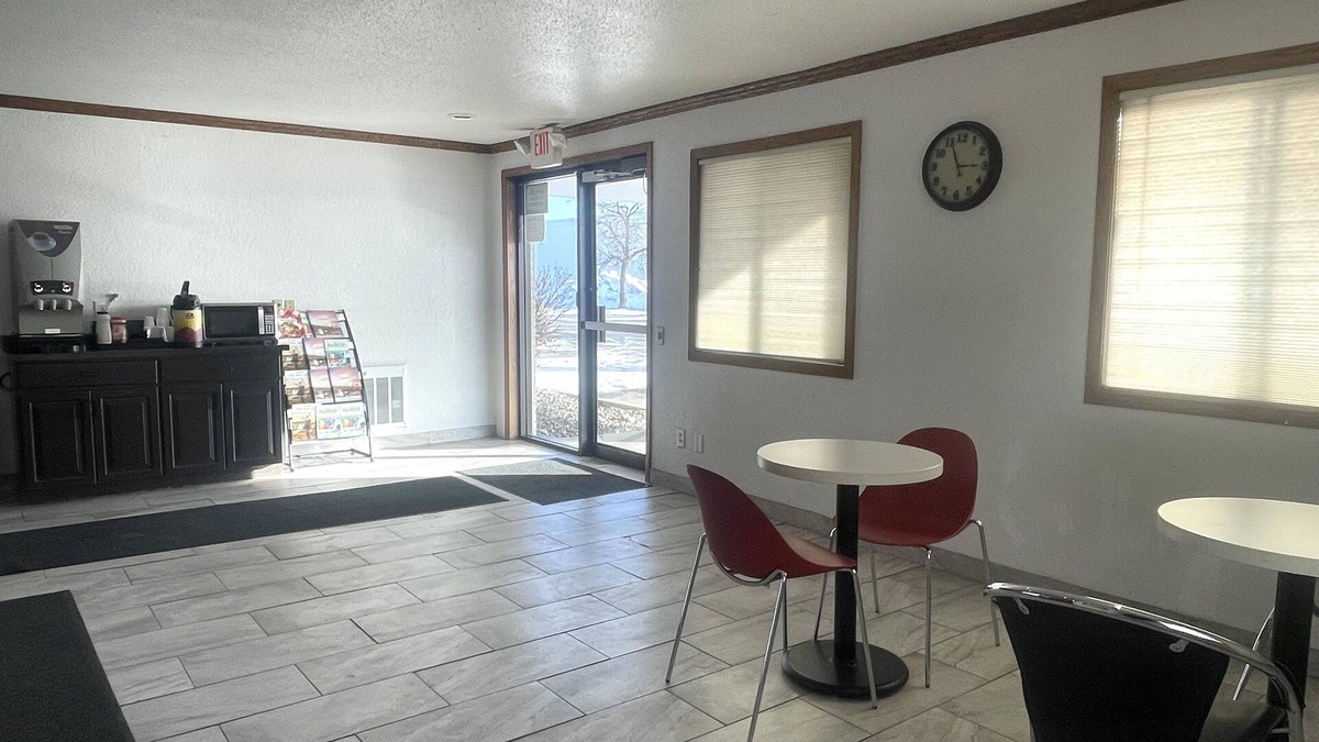 Fargo Hotel | Dakota Inn Fargo