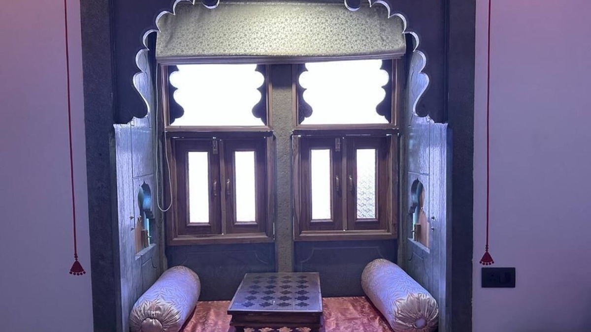 Lake Swaroop Sagar House | Dakshina Haveli Heritage