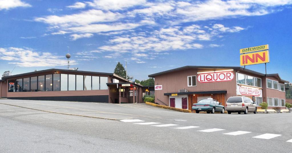 Port McNeill Hotel | Dalewood Inn