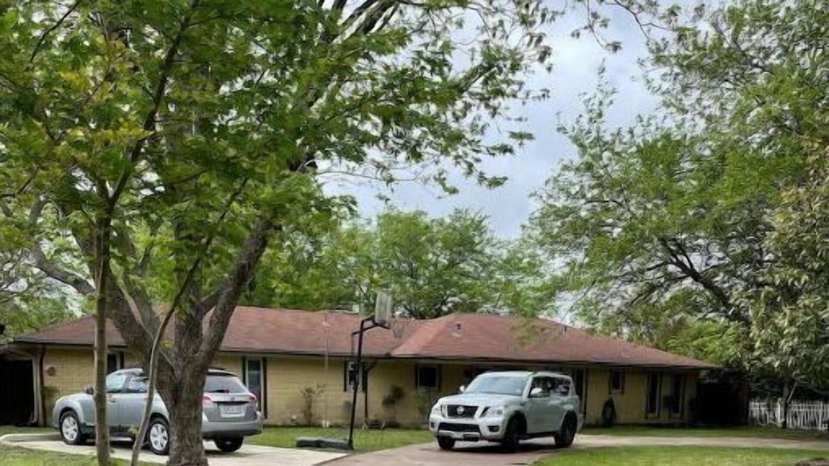 Sunnyvale House | Dallas My Home Is Your Home