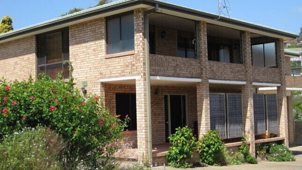 Dalmeny House | Dalmeny Shores 3 Bedroom 2 Storey House