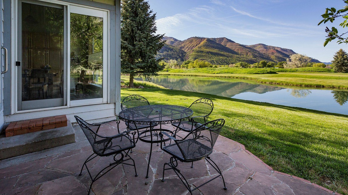 Dalton Ranch House | Dalton Ranch Home on the 12th Fairway - Water and Mountain Views