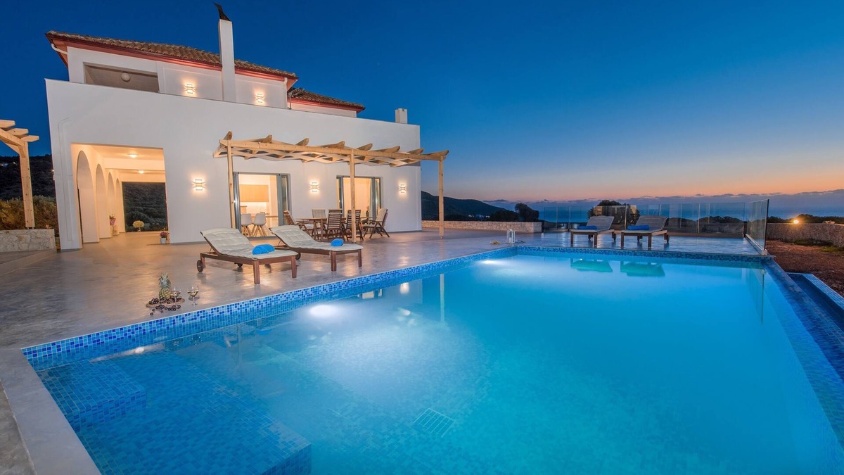 Korithi Villa | DaLuz Villa, lighthouse villa with private pool and sea view