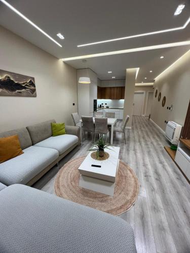 Vlore Apartment | Dalvi Apartments
