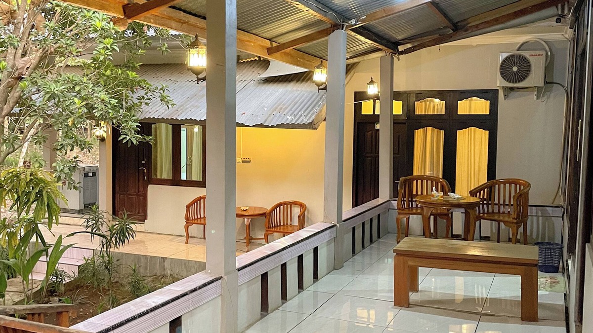 Labuan Bajo House | dAlvin: Room 4 - Cozy Corner | Near Airport