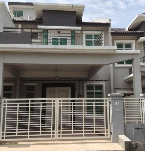 Krubong House | DAlyaHomestay