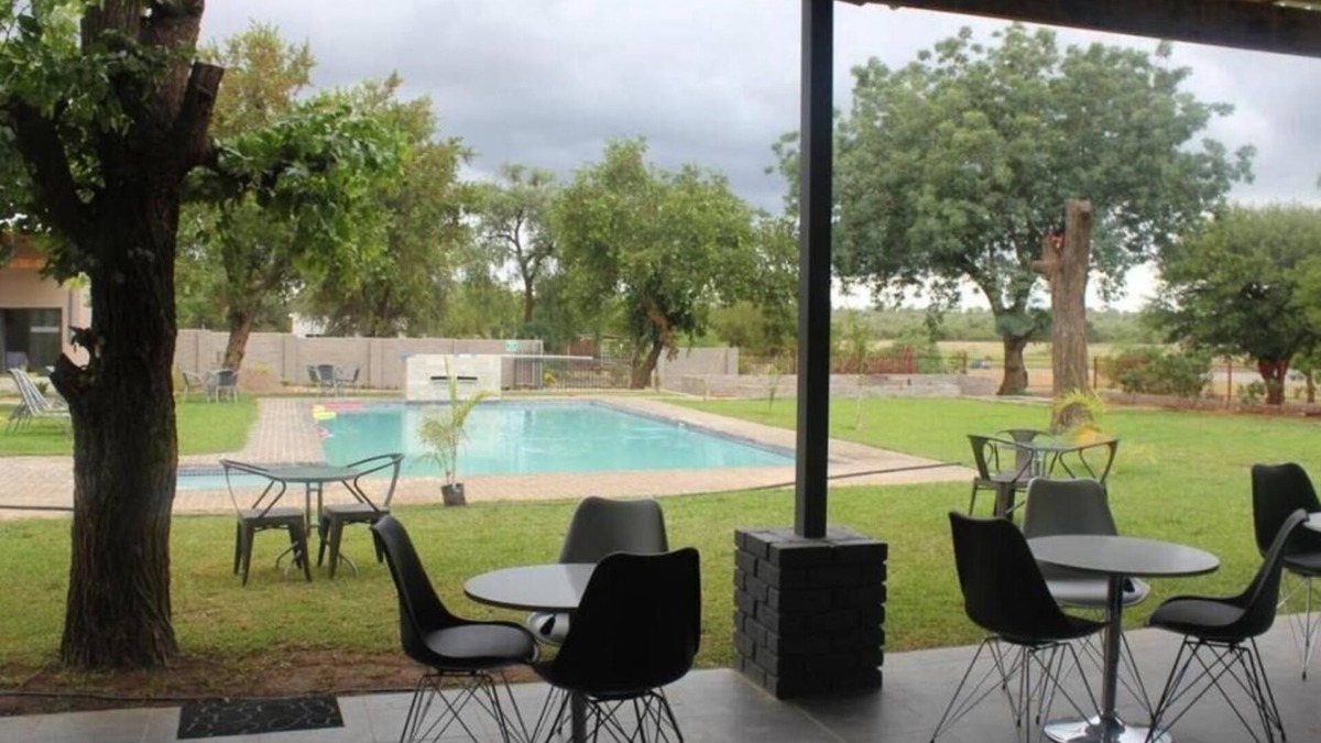 Greater Giyani Cabin | Dam Vista Retreat