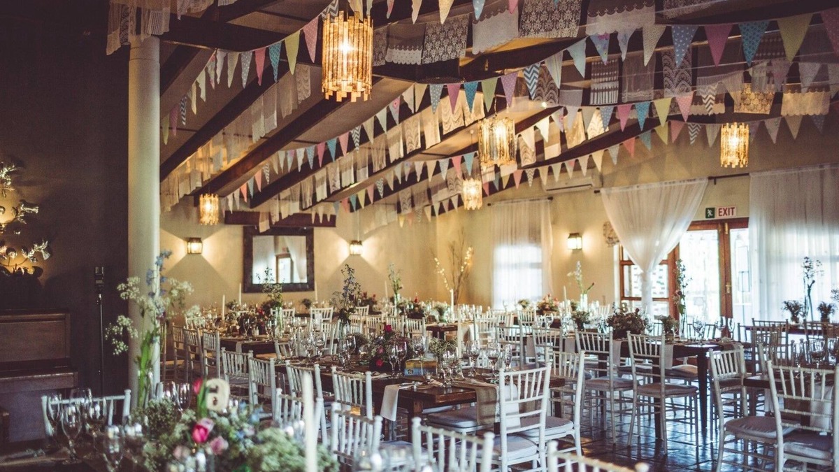 Worcester House | Damas
